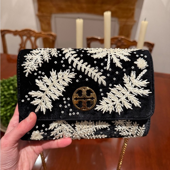 Stunning new Tory Burch beaded velvet Willa bag adjustablee strap - Picture 13 of 13